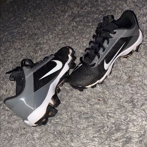 Nike Black & Gray Youth Baseball Cleats with White Swoosh